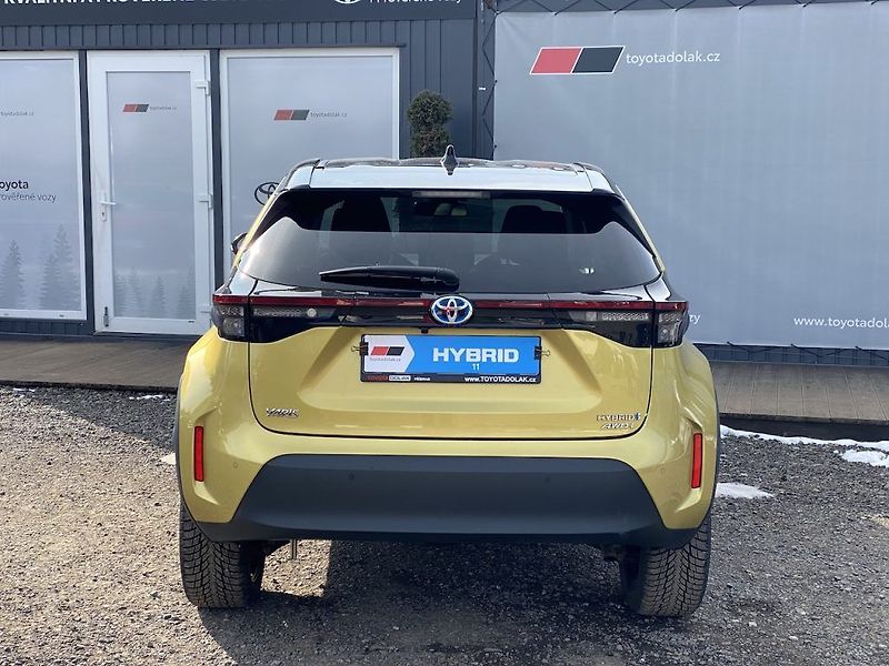 Toyota Yaris Cross 1.5HSD, ČR-1m, Executive, 4x4 - fotka 6 z 34