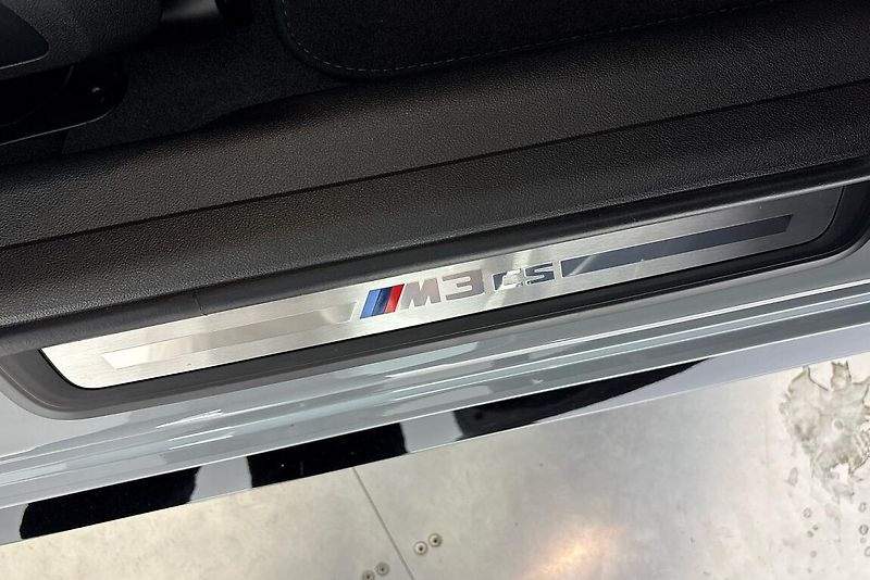 BMW M3 CS - fotka 19 z 29