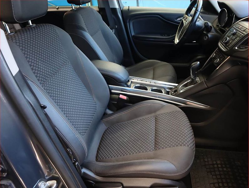Opel Zafira (2016) Cosmo 2.0 CDTI, Automat - fotka 9 z 19