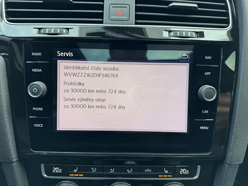 Volkswagen Golf (2017) 1.4TSi HighLine LED Navi Pano - fotka 13 z 50