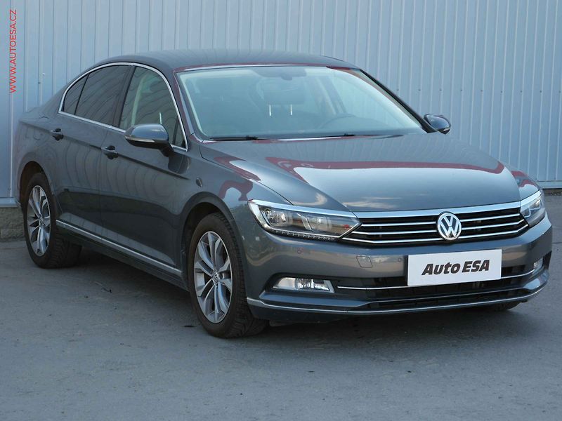 Volkswagen Passat (2016) 2.0 TDi, ČR, Highline, DSG - fotografie inzerátu