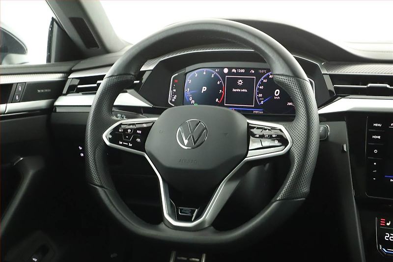 Volkswagen Arteon (2024) 2.0 TSI 4Motion - fotka 8 z 19