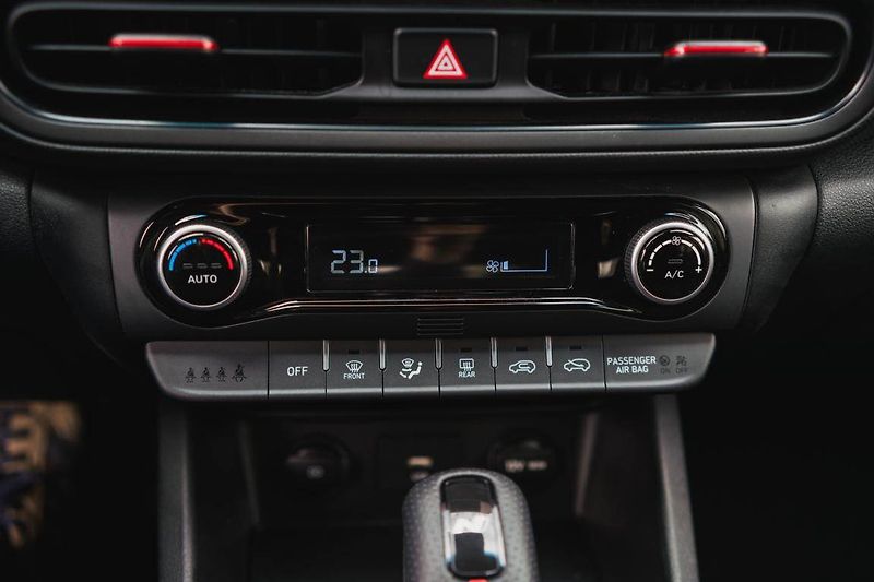 Hyundai Kona (2023) N-Line 1.6 T-GDI - fotka 24 z 31