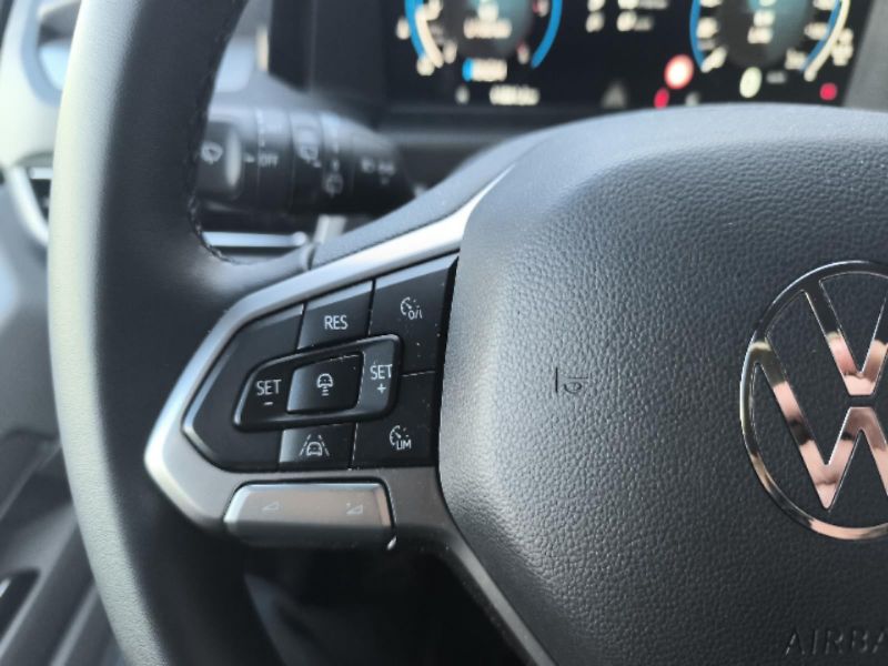 Volkswagen Caravelle 2.0 TDI 4Motion - fotka 12 z 27