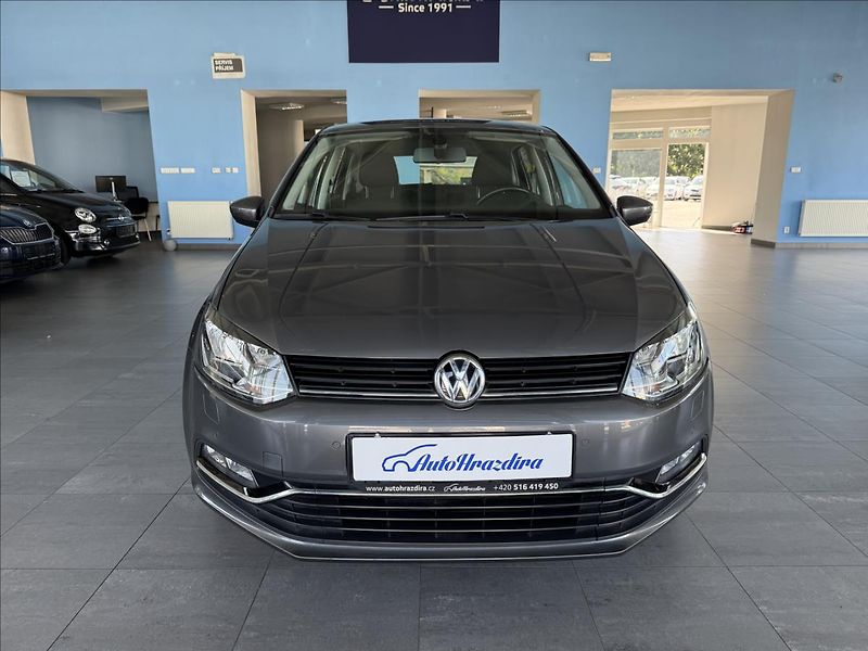 Volkswagen Polo 1,2   TSI 66KW,HIGHLINE,1.MAJ - fotka 2 z 22