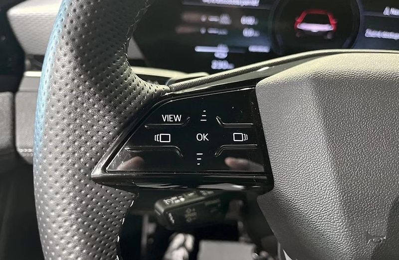 Audi A6 Avant e-tron Auto. Parkování 360kam  - fotka 21 z 25