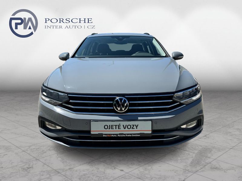 Volkswagen Passat 2.0TDi DSG 110kW Business Prem - fotka 2 z 22