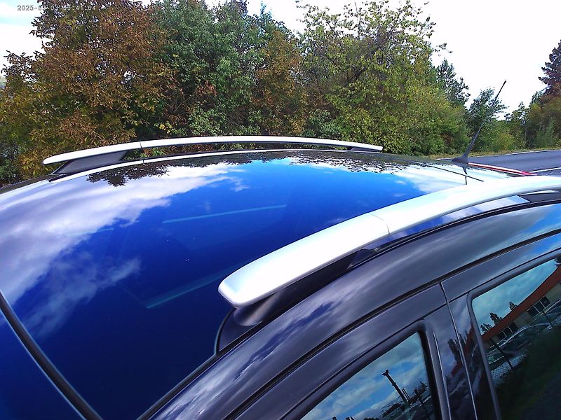 Peugeot 207 1.4i, 70 kW, klimatizace - fotka 24 z 25