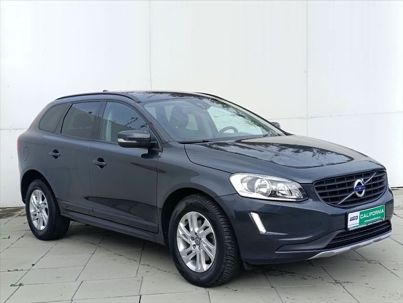 Volvo XC60 2,4 D4 Automat.4x4,Navi,Kůže, - fotka 5 z 32