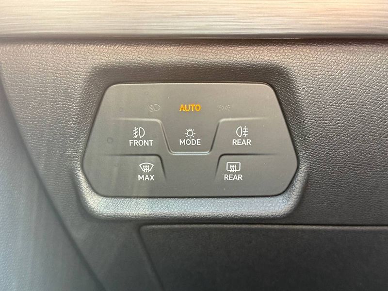 Cupra Formentor (2024) 1.5 TSI 110 kW DSG - fotka 18 z 22