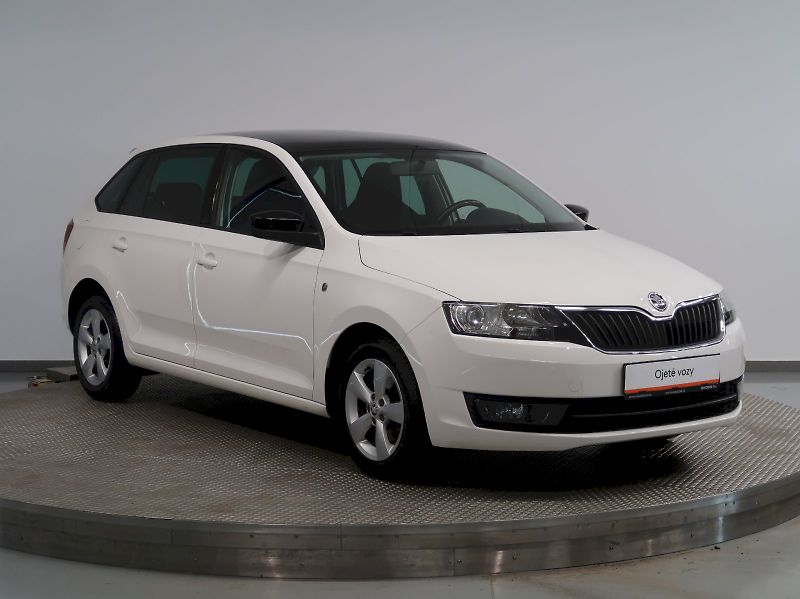 Škoda Rapid (2015) AMBITION 1.2TSI 77KW PANORAMA - fotka 6 z 28