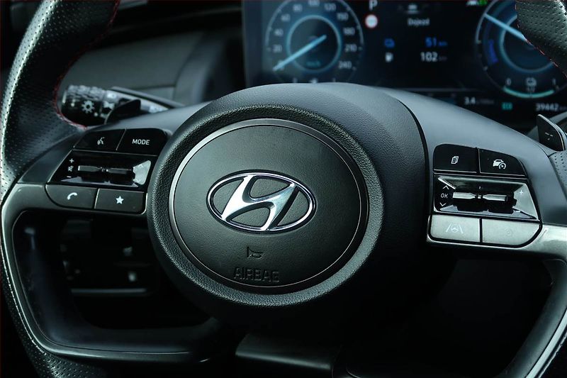 Hyundai Tucson (2023) N-Line 1.6 T-GDI PHEV - fotka 28 z 29