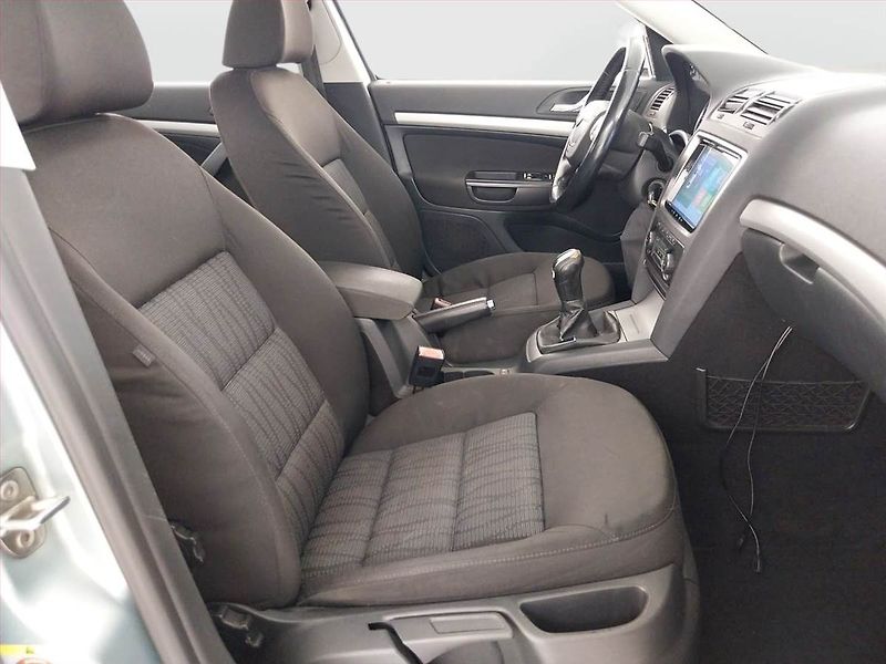 Škoda Octavia (2011) Elegance 2.0 TDI, Serv.kniha - fotka 9 z 24