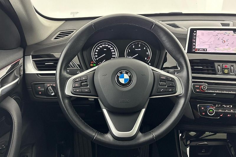 BMW X1 xDrive20d - fotka 21 z 24