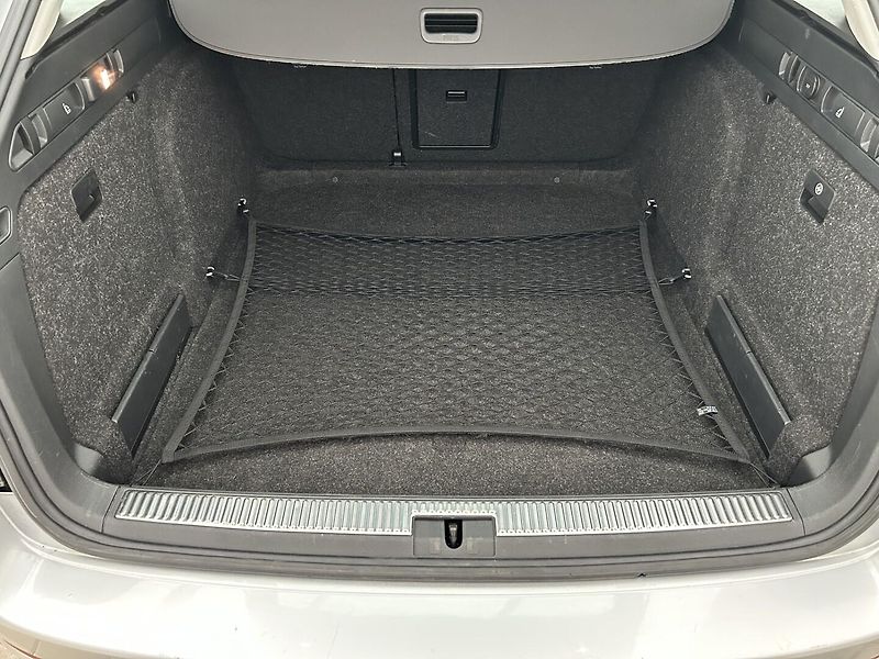 Škoda Superb 2.0 TDI Ambition - fotka 27 z 27