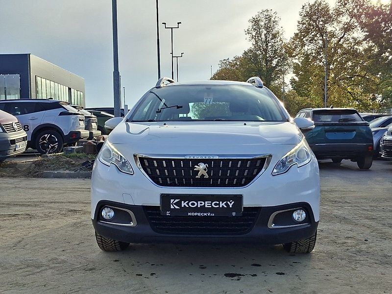 Peugeot 2008 1,2 PT 110k M5 2.MAJ - fotka 7 z 23