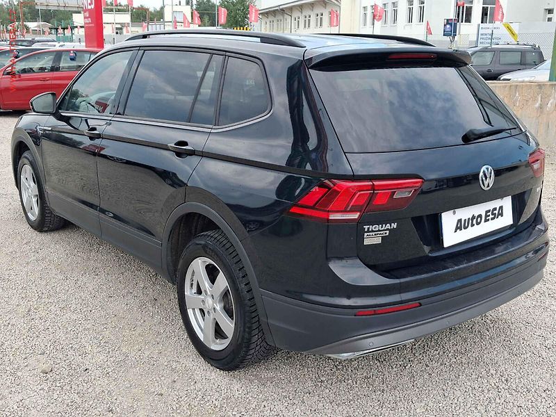 Volkswagen Tiguan (2019) 2.0 TDi, ČR, AC, park.čidla - fotka 6 z 21