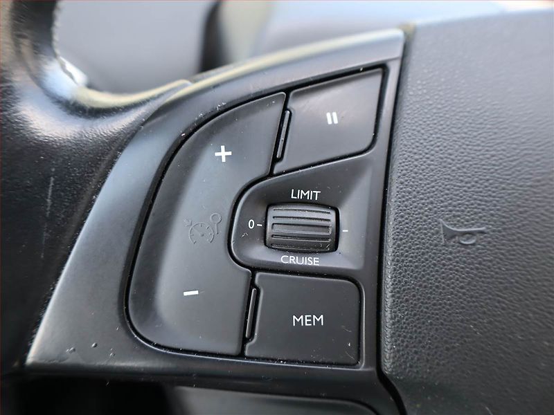 Citroën C4 Picasso (2015) 1.2 PureTech, Serv.kniha, Navi - fotka 17 z 18