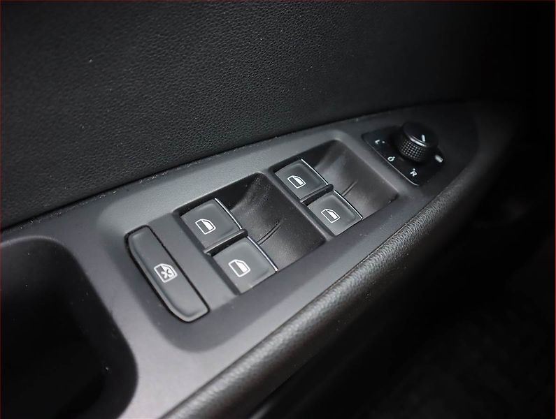 Seat Leon (2013) 1.4 TSI, Serv.kniha, Tempomat - fotka 13 z 18