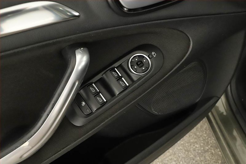 Ford Galaxy (2013) 2.0 TDCi, Automat, 7 míst - fotka 9 z 18