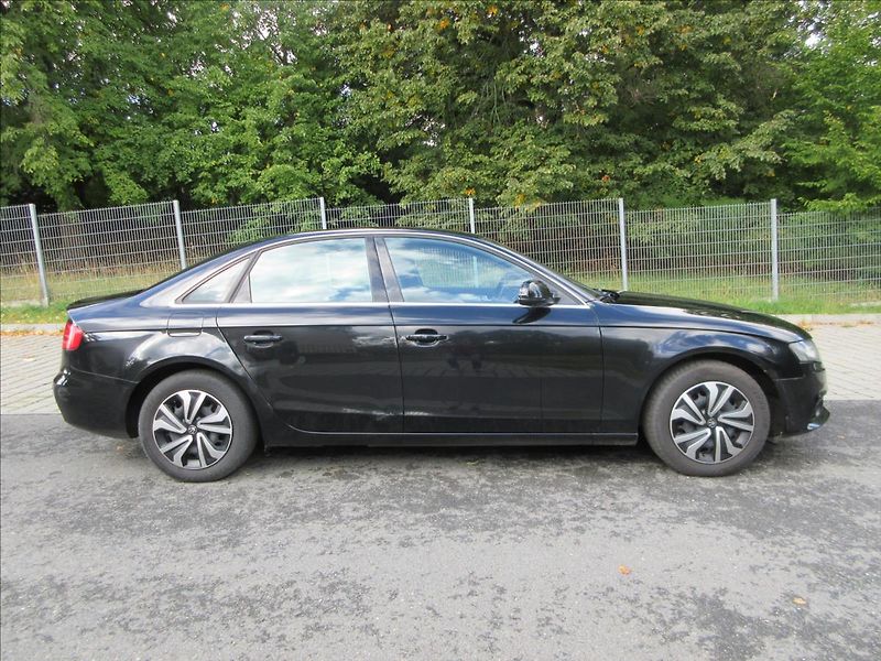 Audi A4 1,8 TFSi 88Kw, Xenon, VADA MOT - fotka 10 z 21