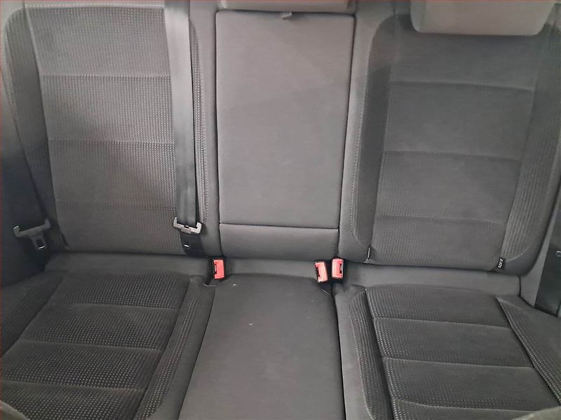 Volkswagen Golf (2008) 1.4 TSI, Tempomat - fotka 10 z 16