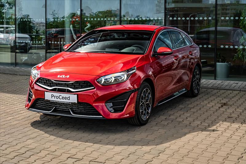 Kia ProCeed 1,5 T-GDi GPF  GT LINE PLUS - fotka 2 z 23