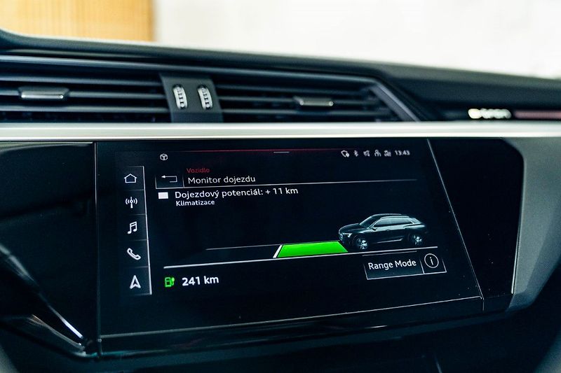 Audi e-tron 55 300kW Matrix Tažné ZÁRUKA - fotka 24 z 37