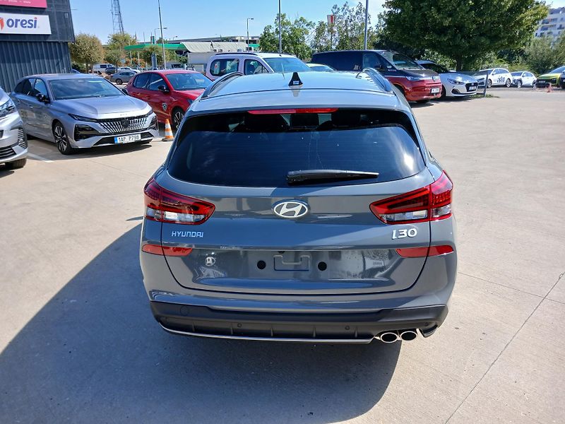 Hyundai i30 - fotka 4 z 13