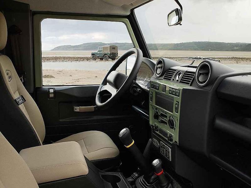 Land Rover Defender Adventure.