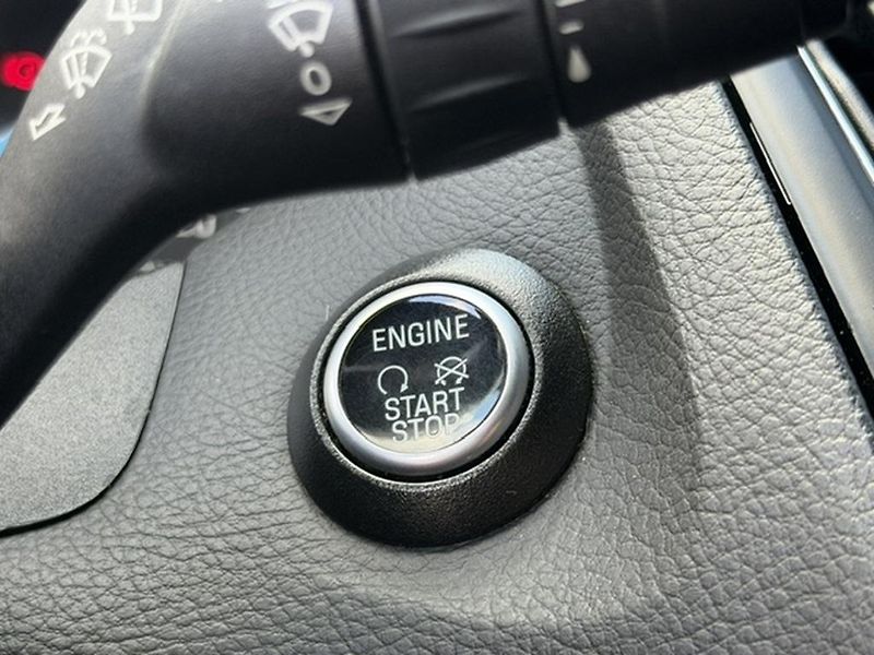 Ford Focus ST-line, 1.5 EcoBoost 110kW - fotka 21 z 31