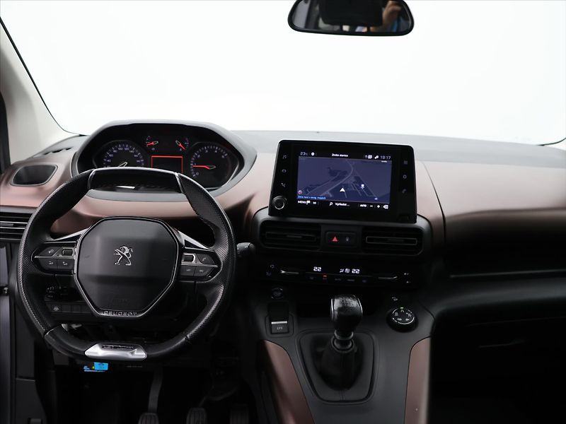 Peugeot Rifter 1,2 81kW GT-Line Aut.klima Taž - fotka 21 z 28