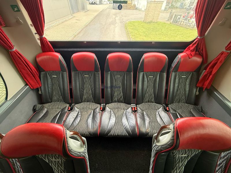 Setra (2015) S516HD TOP VÝBAVA + 980l - fotka 10 z 20