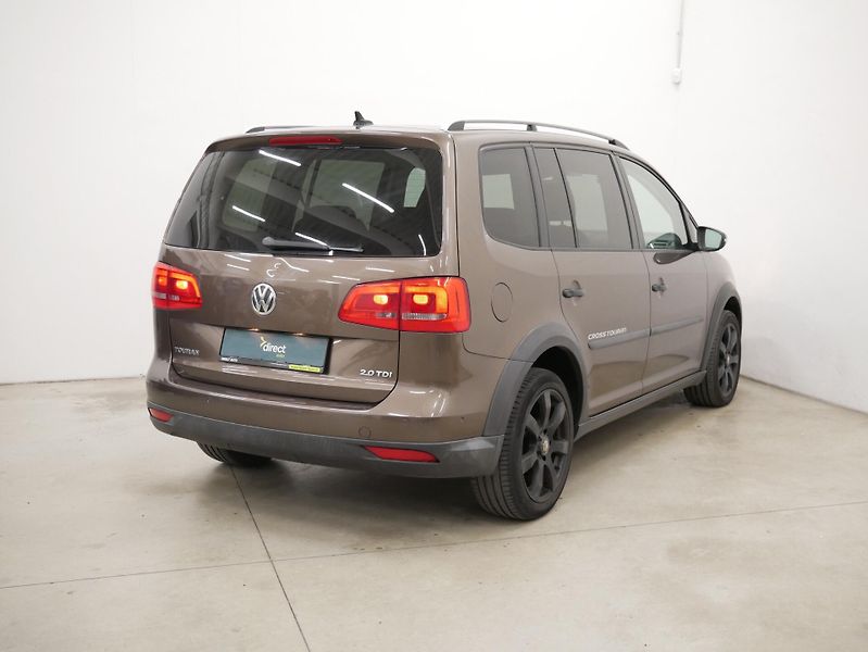Volkswagen Touran - fotka 2 z 26