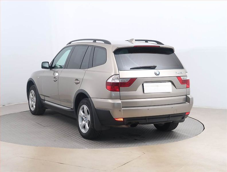 BMW X3 (2008) xDrive20d, 4X4, Automat - fotka 4 z 15