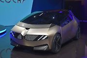 BMW vystavuje představu o městském voze pro rok 2030