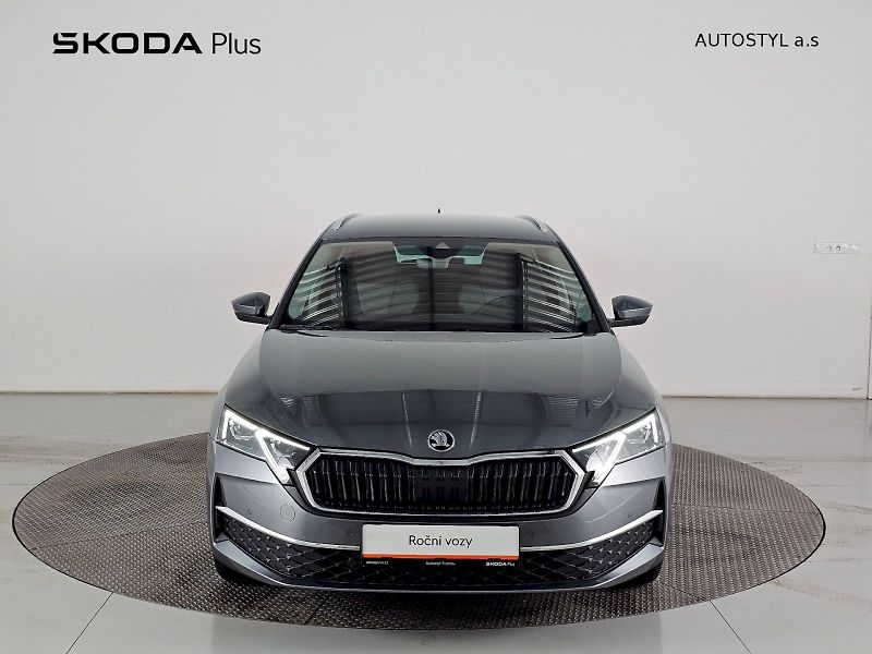 Škoda Octavia (2025) COMBI 1.5TSi DSG TOP SELECTION - fotka 4 z 35
