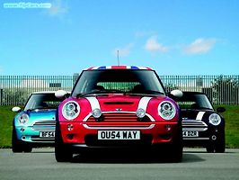Mini Cooper S vyjíždí do modelového roku 2005