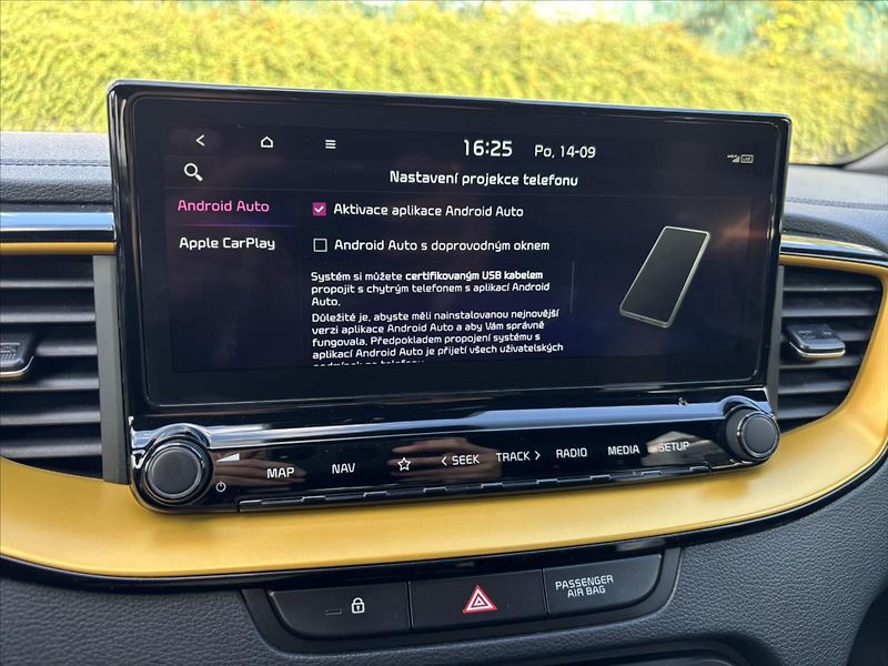 Kia XCeed 1,5 TGDi Spring Edition ZÁRUKA - fotka 20 z 46