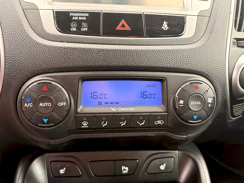 Hyundai ix35 (2010) CRDI 135 kW Premium 4X4 - fotka 16 z 29
