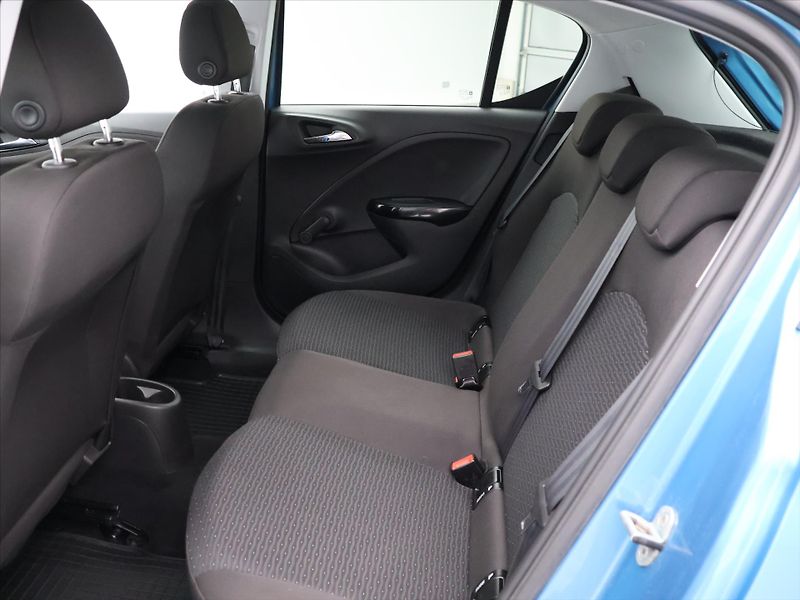 Opel Corsa 1,2 i 51kW Sport Klima CZ - fotka 13 z 26