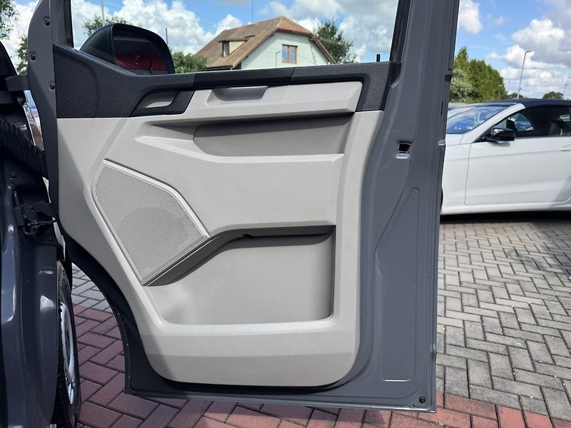 Volkswagen Transporter (2019) 2.0TDi Klima 5Míst Bluetooth - fotka 16 z 49