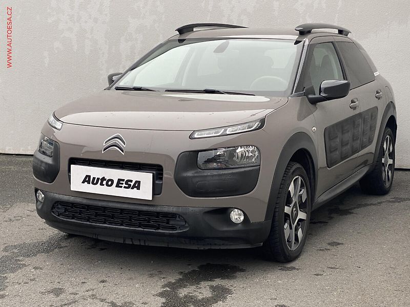 Citroën C4 Cactus (2016) 1.6 HDi, ČR, AAC - fotka 3 z 19