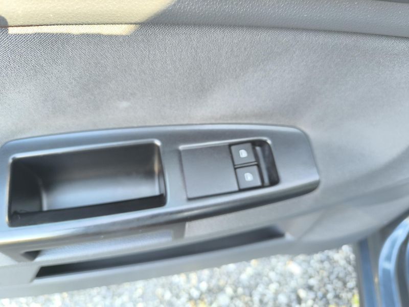 Volkswagen Polo (2004) 1.2 DOLOŽENÉ KM - fotka 18 z 28