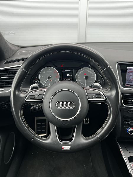 Audi SQ5 3.0TDI 230kW Competition+ - fotka 12 z 31