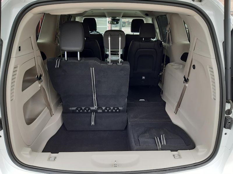 Chrysler Pacifica (2022) 3,6L V6,Top výbava, REZERVACE - fotka 15 z 50