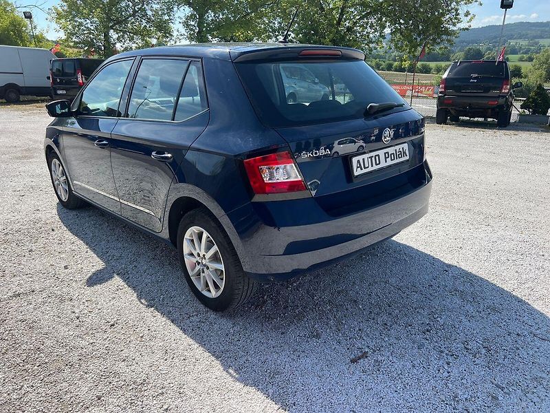 Škoda Fabia 1,0  MPI - fotka 14 z 15