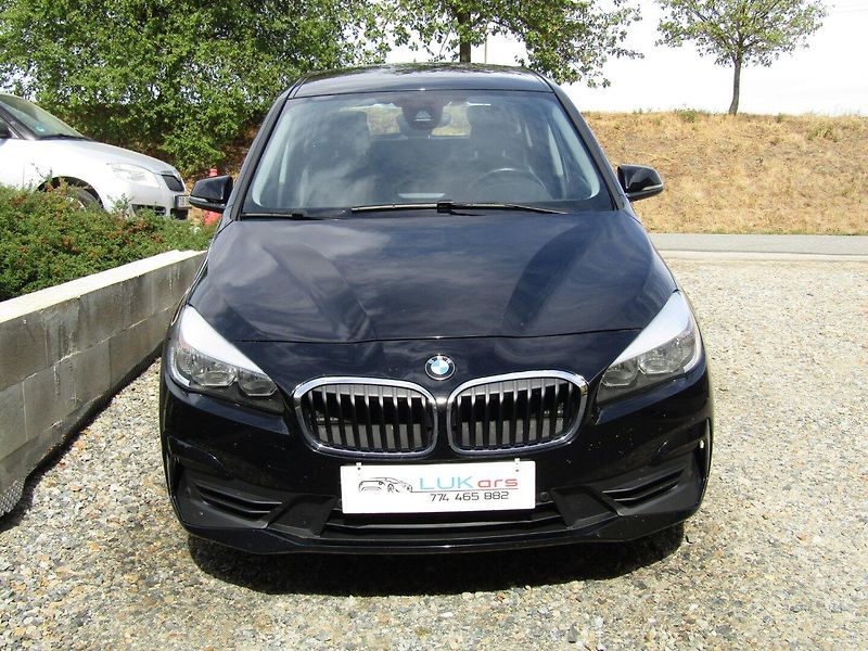 BMW Řada 2 (2019) GT 216D AUTOMAT - fotka 6 z 37