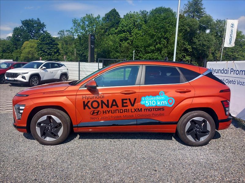 Hyundai Kona 0,0 EV PWR CZECH EDITION - fotka 4 z 22