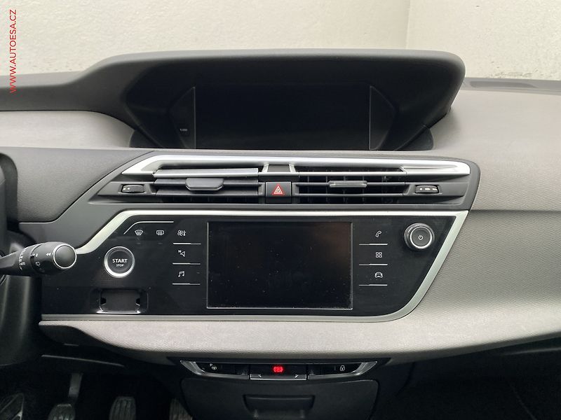 Citroën Grand C4 SpaceTourer (2019) 1.5 HDi, Shine, TZ, navi - fotka 12 z 19